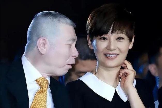 2025全年资料大全正版和冯小刚养女高中毕业与冯小刚收养的女儿