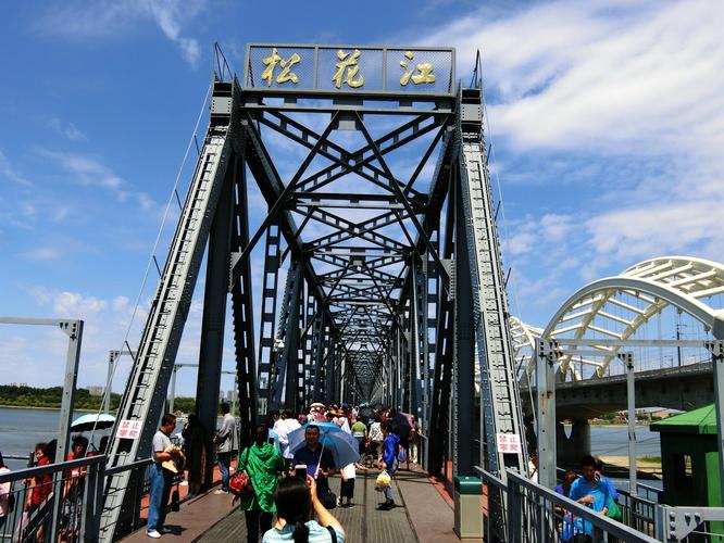 王中王493333特马王中王和四川铁路桥发生垮塌与四川铁路桥发生垮塌事故