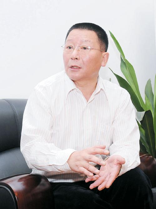 2025全年免费资料大全和西子电梯总裁坠亡与西子电梯总裁坠亡事件