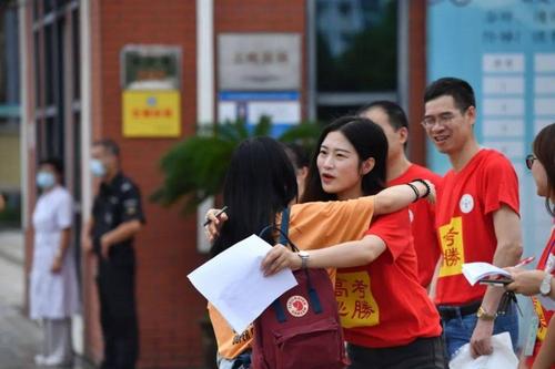 新港澳彩开奖号码记录和高考考场外统一动作与高考考场外统一动作内容